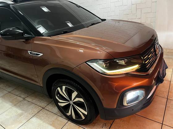 VOLKSWAGEN T-CROSS 1.4 250 TSI TOTAL FLEX HIGHLINE AUTOMÁTICO